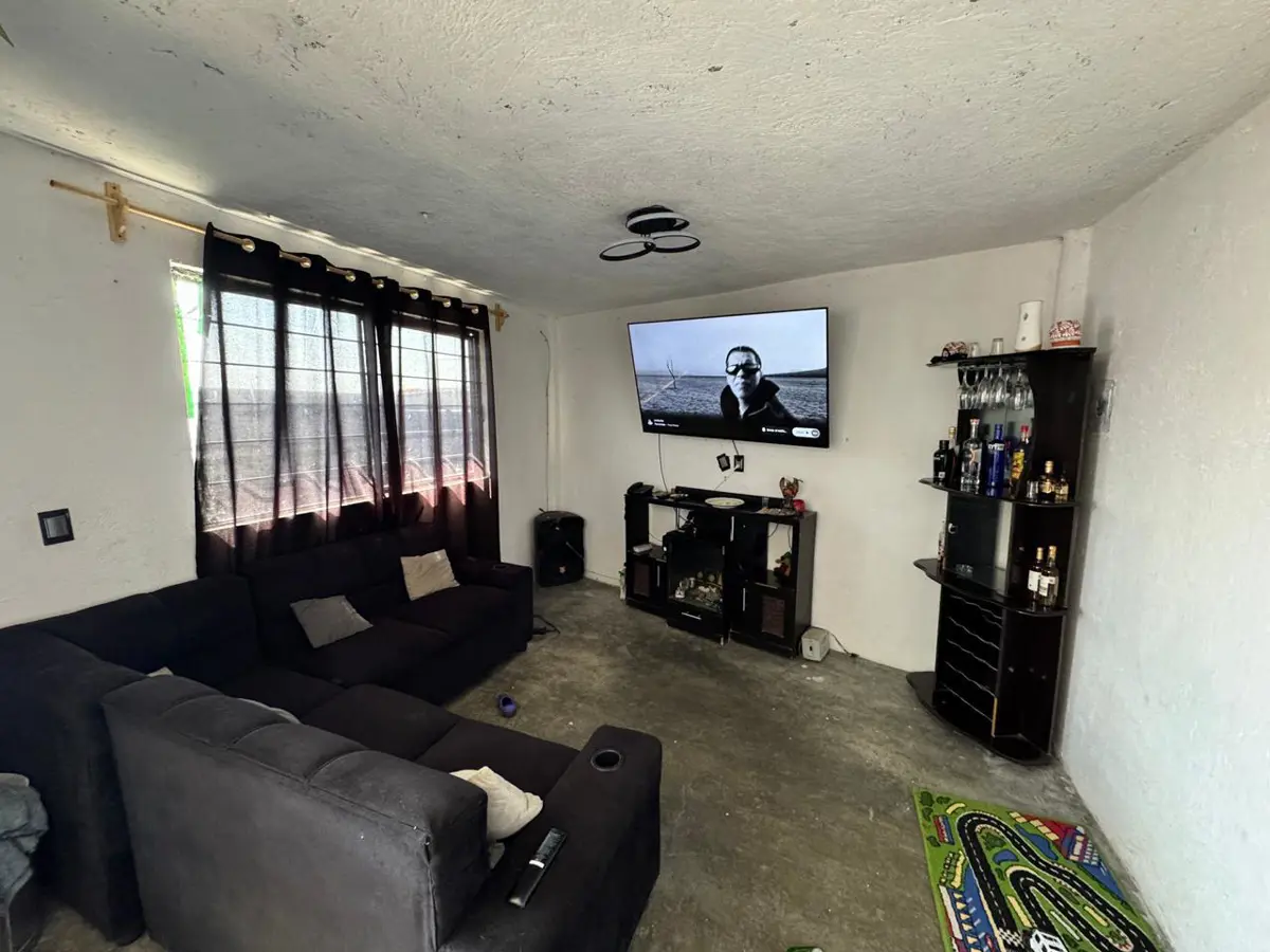 Casa en venta en Los Reyes Acaquilpan Centro, La Paz — foto 1 de 13