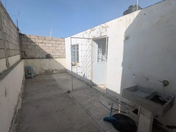 Casa en venta en Fraccionamiento San Fernando, Mineral de la Reforma — foto 2 de 11