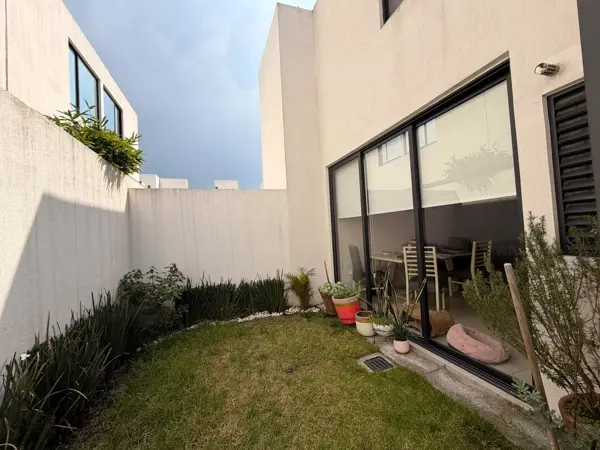 Casa en venta en Fraccionamiento Aurea - Privada Bari