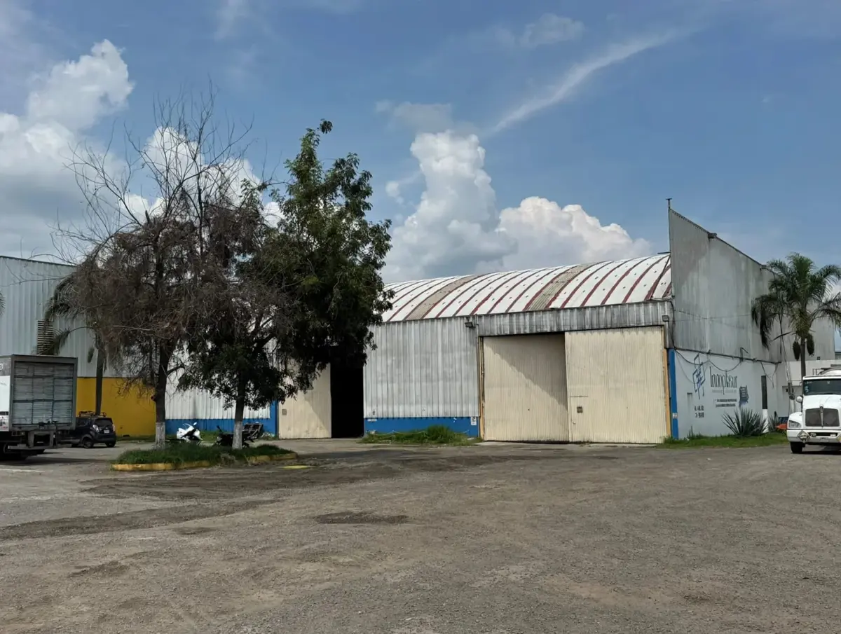 Bodega en renta en Ciudad Guzman Centro, Zapotlán El Grande — foto 1 de 3