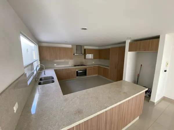 Casa en venta en Lomas de Angelópolis II, San Andrés Cholula — foto 3 de 26