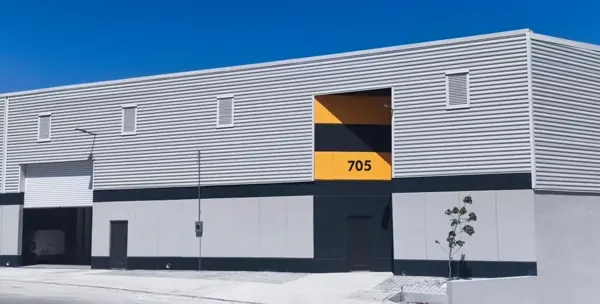 BODEGA INDUSTRIAL EN RENTA | 1,350 M² DE BODEGA + 350 M² DE OFICINAS
