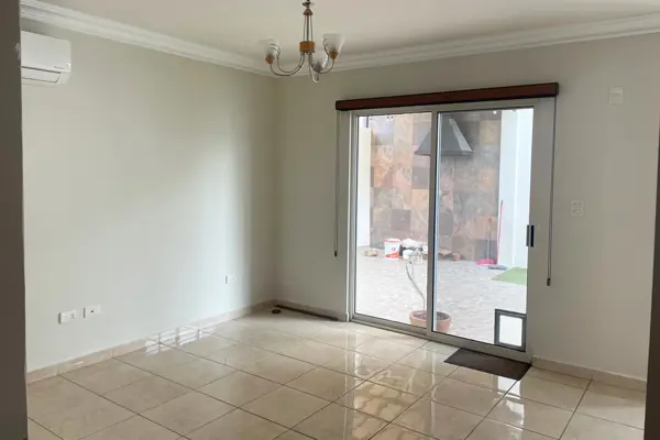 Casa en venta en Privanzas del Campestre, Arteaga — foto 3 de 20