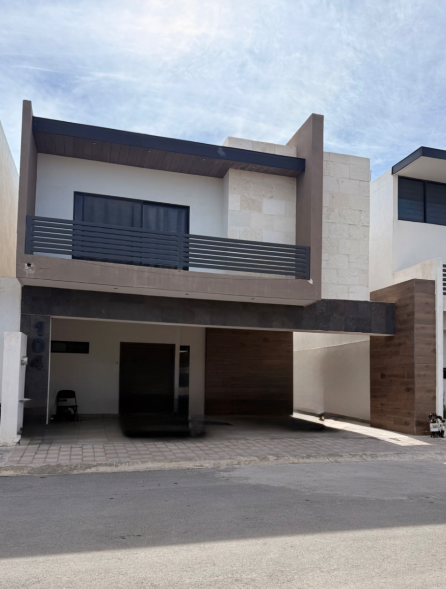 Casa en renta en Eulalio Gutiérrez Treviño, Saltillo — foto 1 de 8