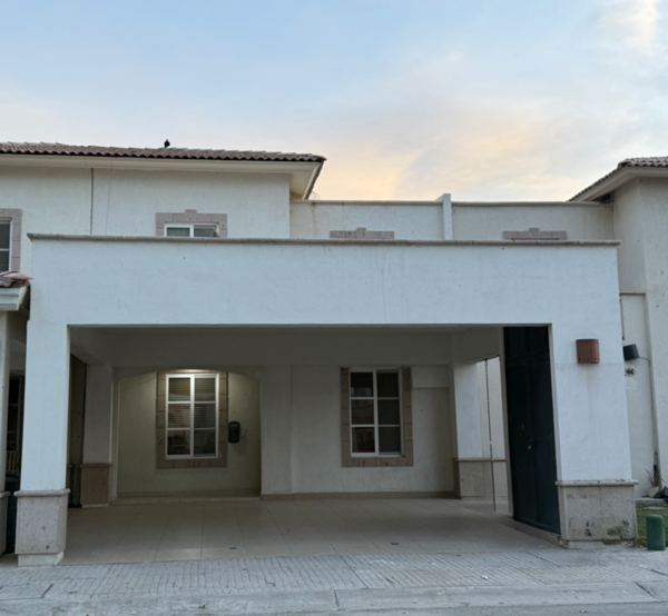 Casa en venta en Residencial Senderos, Torreón — foto 2 de 15