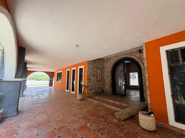 Quinta en venta en Hacienda el Mezcal, Cadereyta Jiménez — foto 2 de 18