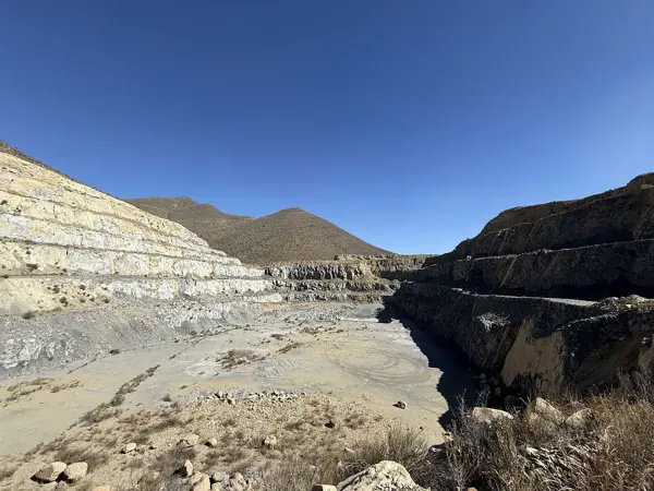 Terreno sobre Autopista Mty-Saltillo en Ramos Arizpe, Coah.