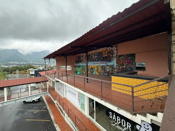 Local en renta en La Toscana, Monterrey — foto 1 de 6