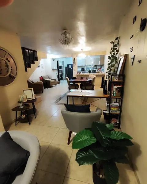 Casa en venta en Hacienda la Silla, Guadalupe — foto 2 de 13