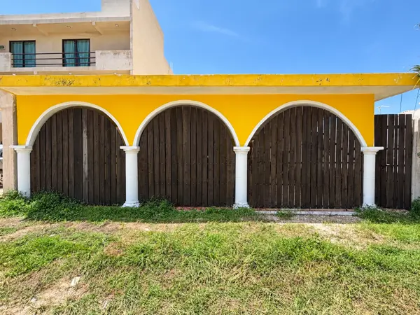 Casa en venta en Chicxulub Puerto, Yucatán con alberca