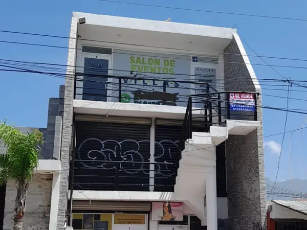 Plaza Comercial en Venta en Plaza Villas, García