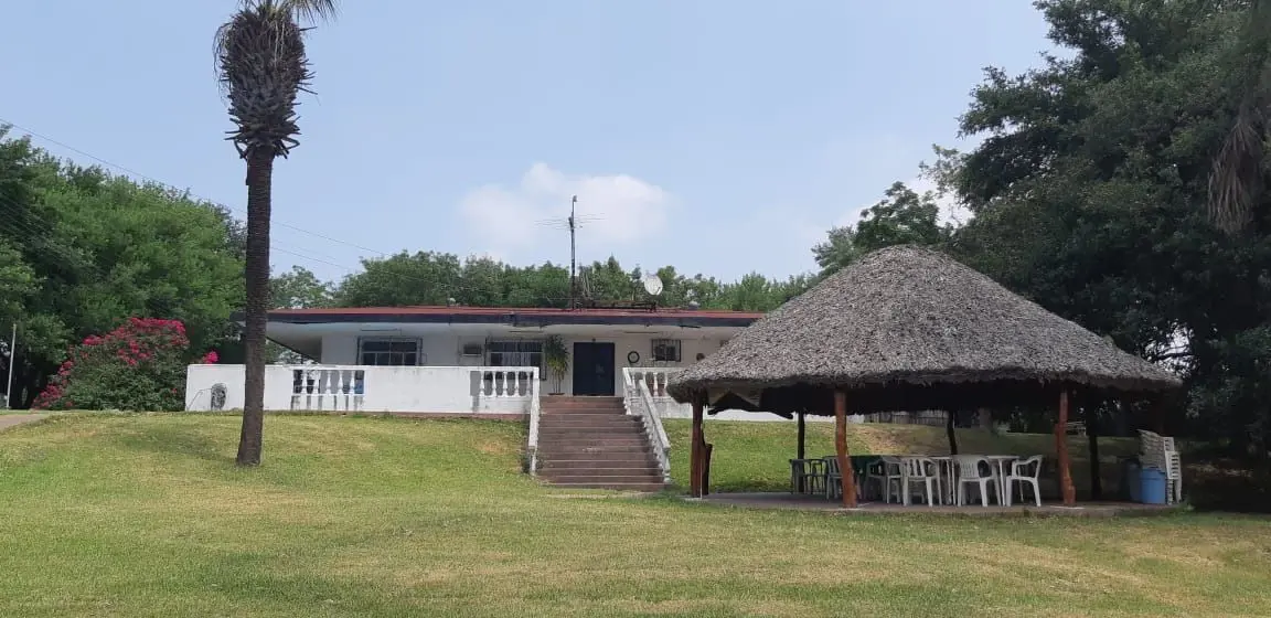 Quinta en venta en El Castillo, Cadereyta Jiménez — foto 1 de 39