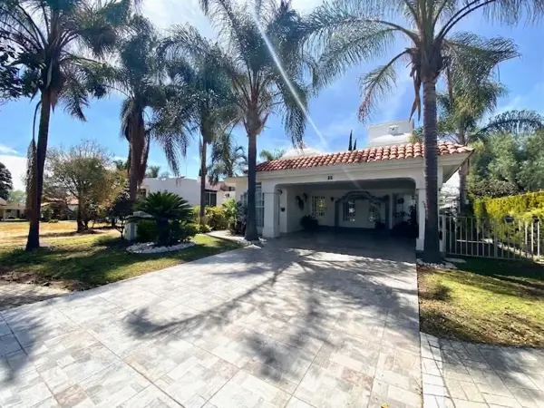 Residencia en Venta con Bungalows Independientes – Club de Golf El Cristo, Atlixco, Puebla
