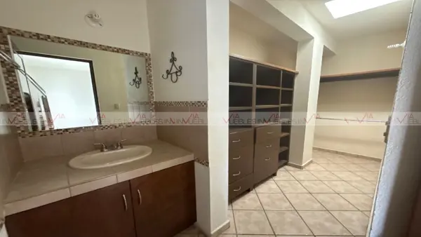 Casa en venta en Yerbaniz, Santiago — foto 3 de 21
