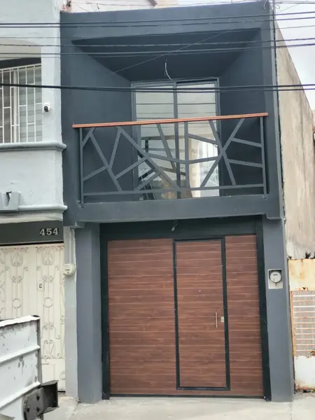 UNA CASA PARA VIVIRLA… Y UN ESPACIO EXTRA QUE PODRÍA AYUDARTE A GENERAR INGRESOS.