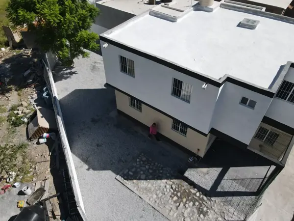 Casa en Venta en Saltillo, Zona Oriente, Nueva y Espaciosa