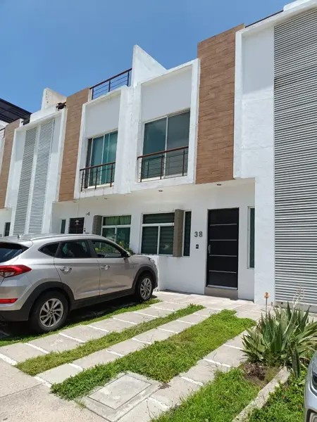 Casa en venta en Colinas del Santuario, Corregidora — foto 2 de 19