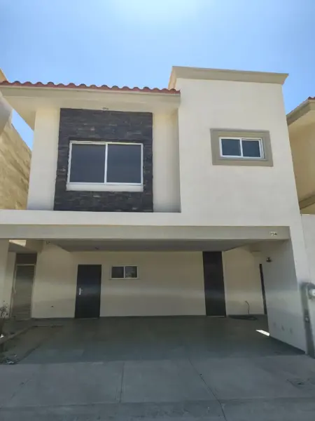 Casa en Ejecución Hipotecaria en Cantabria, Culiacán - Oportunidad en Comunidad Cerrada MM8011