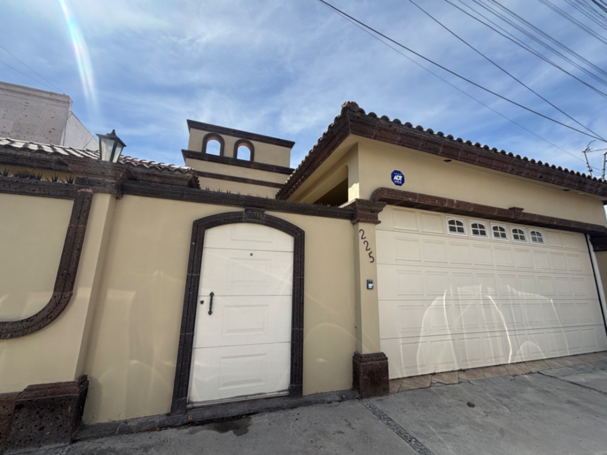 Casa en venta en Residencial San Patricio, Saltillo — foto 1 de 12