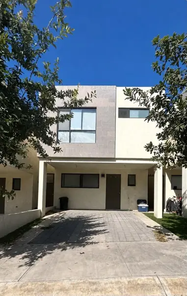 Casa en venta en Murano, García — foto 2 de 23
