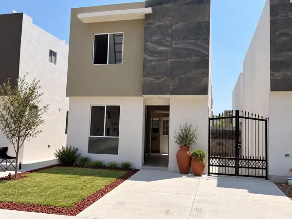 Casa EQUIPADA en RENTA en ALTTA CONDESA en Juárez Nuevo León