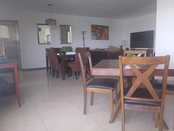 HERMOSO APARTAMENTO AMUEBLADO