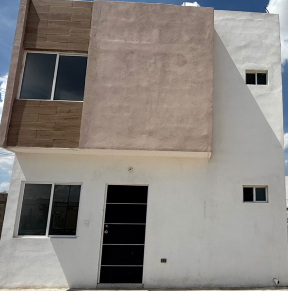 CASAS NUEVAS EN FRACC CANTERAS EN TORREON