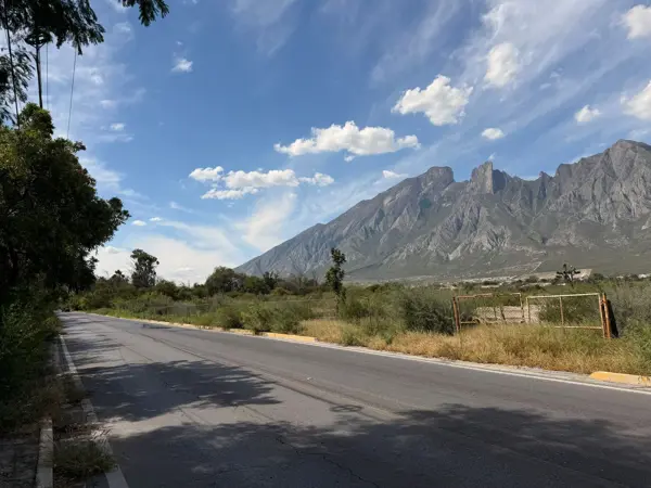 Terreno en venta en García Centro, García — foto 3 de 6