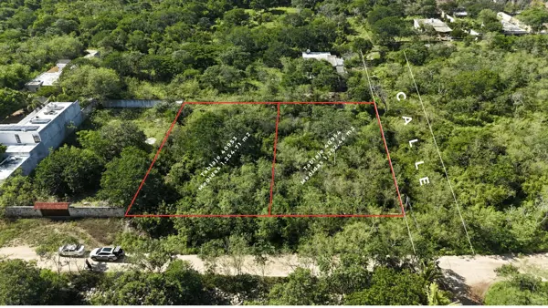 Terreno en Esquina en Venta de 1,252.46 en Komche Listo para Desarrollar