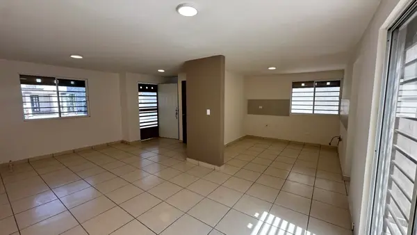 Casa en venta en San José de Flores, Saltillo — foto 3 de 26