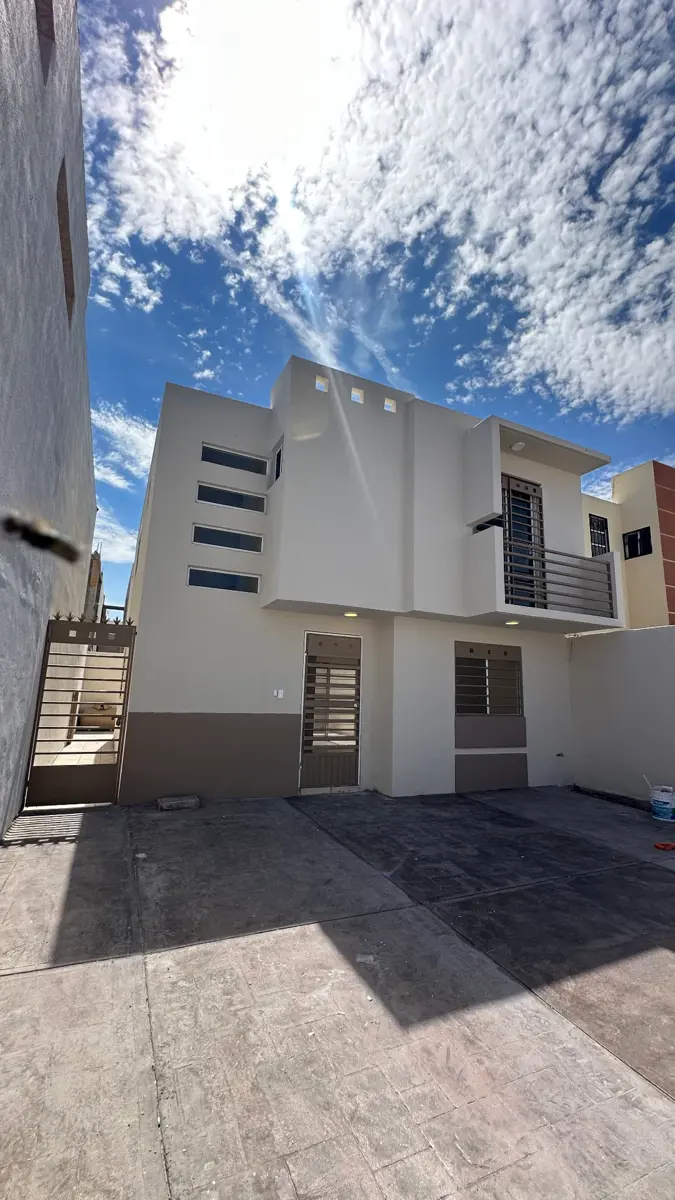 Casa en venta en San José de Flores, Saltillo — foto 1 de 26