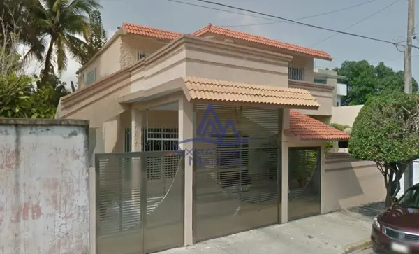 Venta de casa totalmente adjudicada en Floresta 80 Veracruz