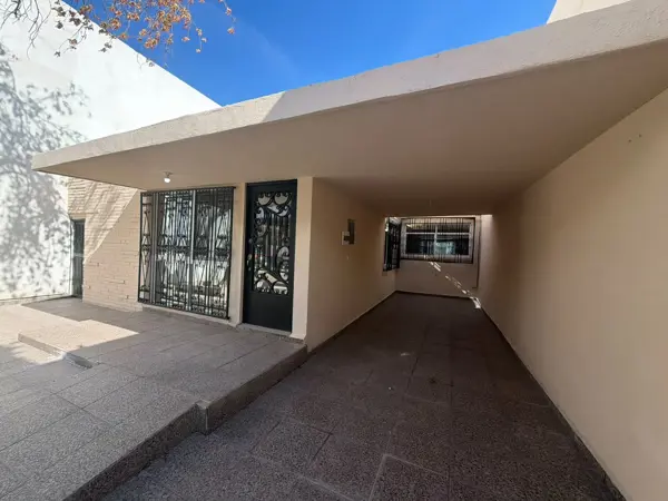 Casa en renta en Barrio Antiguo Ciudad Solidaridad, Monterrey — foto 2 de 9