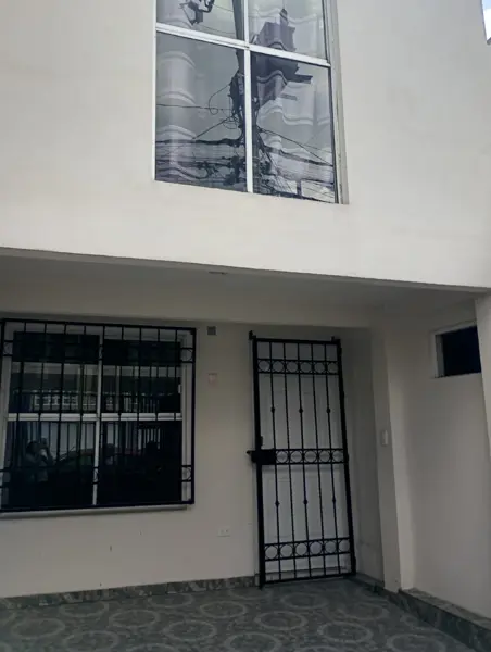 CASA EN RENTA FRACC. LA LOMA I, ZINACANTEPEC.