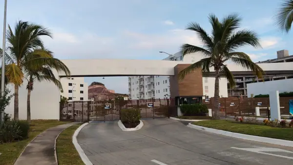 Departamento en Ejecución Hipotecaria en Mazatlán: Oportunidad en Real del Valle MM8011