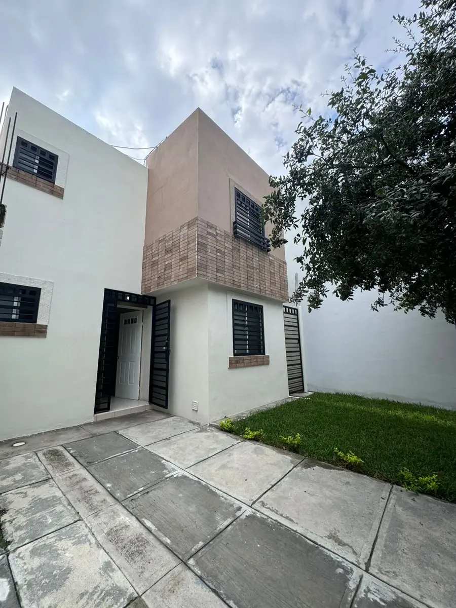 Casa en renta en Ventura de Asís Segundo Sector, Apodaca — foto 1 de 17