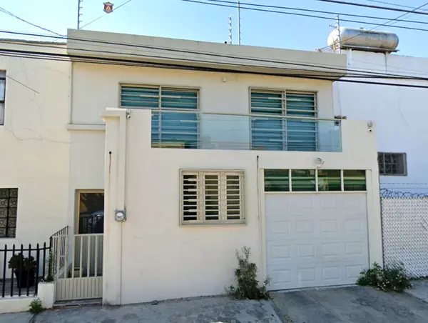Casa en remate en Guadalajara, oportunidad única en la colonia Atlas