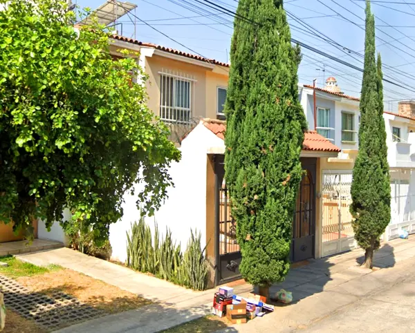 Casa en venta en Jardines del Nilo, Guadalajara — foto 2 de 7