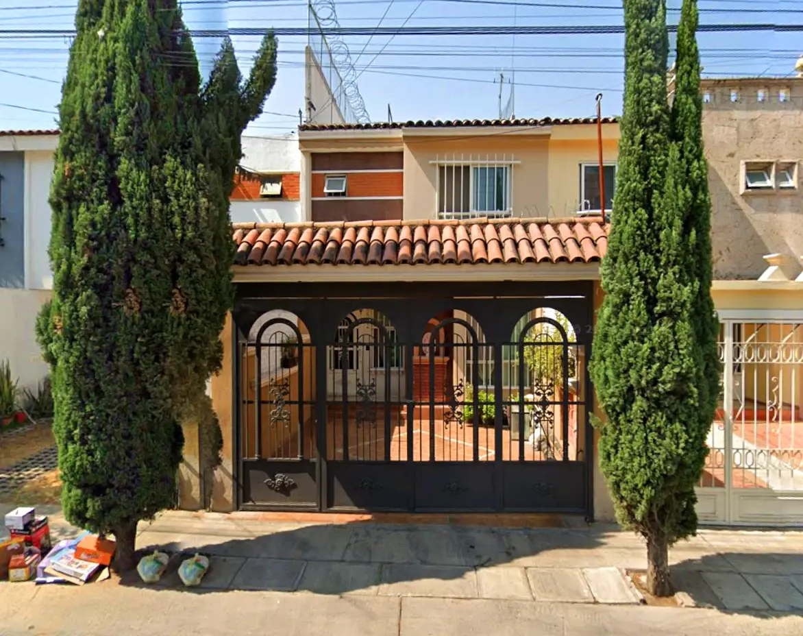 Casa en venta en Jardines del Nilo, Guadalajara — foto 1 de 7