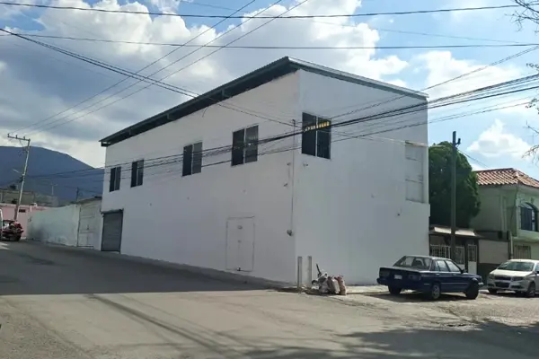 Bodega en renta en Fundadores, Saltillo — foto 2 de 17