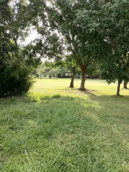 LOMAS DE COCOYOC, ¡  INVIERTA Y DISFRUTE! EXCELENTE OPCIÓN, SE VENDE COMO TERRENO.