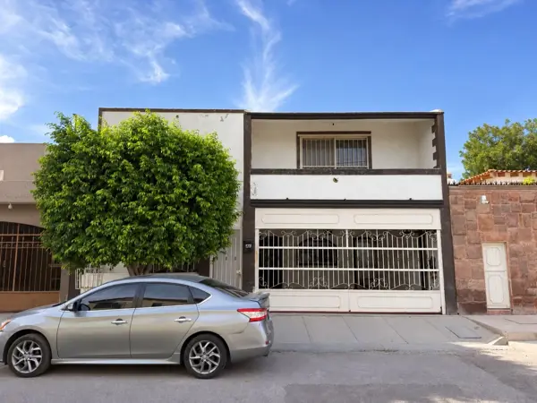 CASA EN VENTA EN VILLA JARDÍN, LERDO, DGO