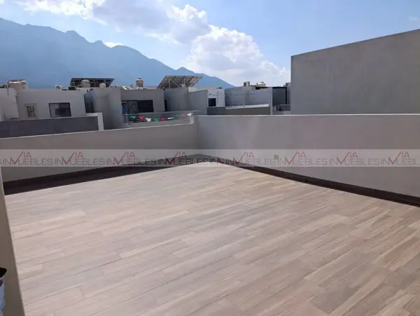Casa en renta en Cerradas de Cumbres, Monterrey — foto 2 de 25