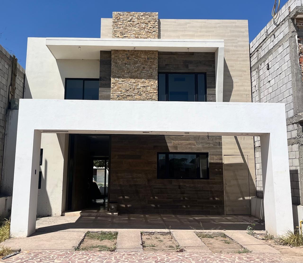 Casa en venta en Altozano la Nueva Laguna, Gómez Palacio — foto 1 de 16