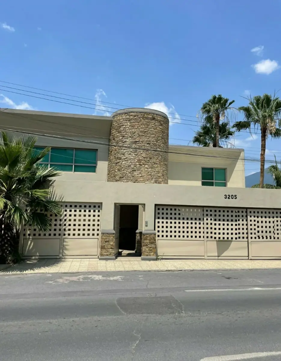 Casa en renta en Del Paseo Residencial, Monterrey — foto 1 de 13