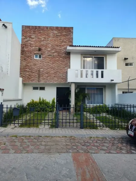 Casa en Renta en Milenio III, Querétaro, con Amplios Espacios