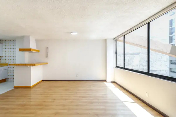 Exterior| 70m2 | Cuarto de Servicio| Jaula de Tendido