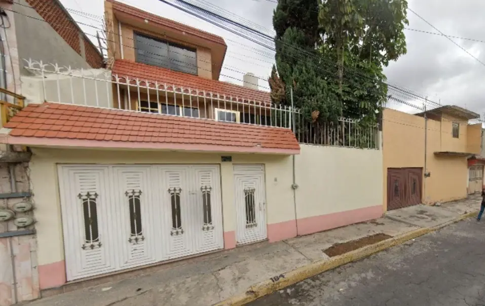 Casa en venta en Benito Juárez (La Aurora), Nezahualcóyotl — foto 1 de 11