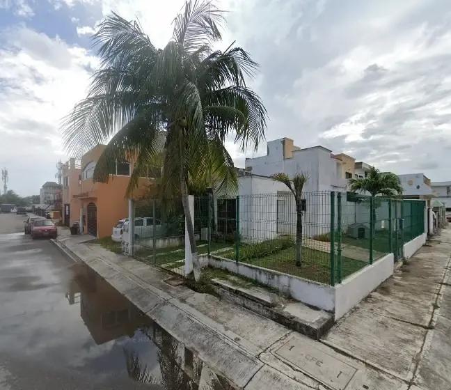Casa en venta en Mision del Carmen, Playa del Carmen — foto 1 de 12