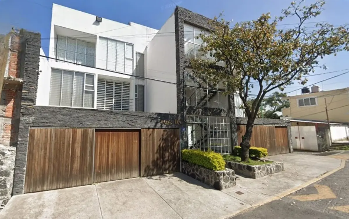 Casa en venta en Lomas Hidalgo, Tlalpan — foto 1 de 26
